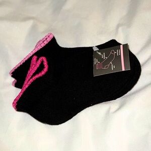 2 Pair Pack - socks for toddler shoe sizes 7-10